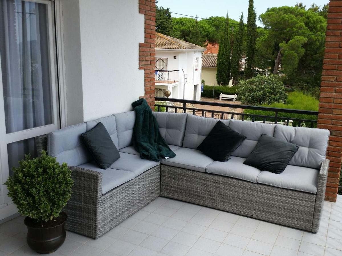 Villa Fabiola Fogas de Tordera Luaran gambar