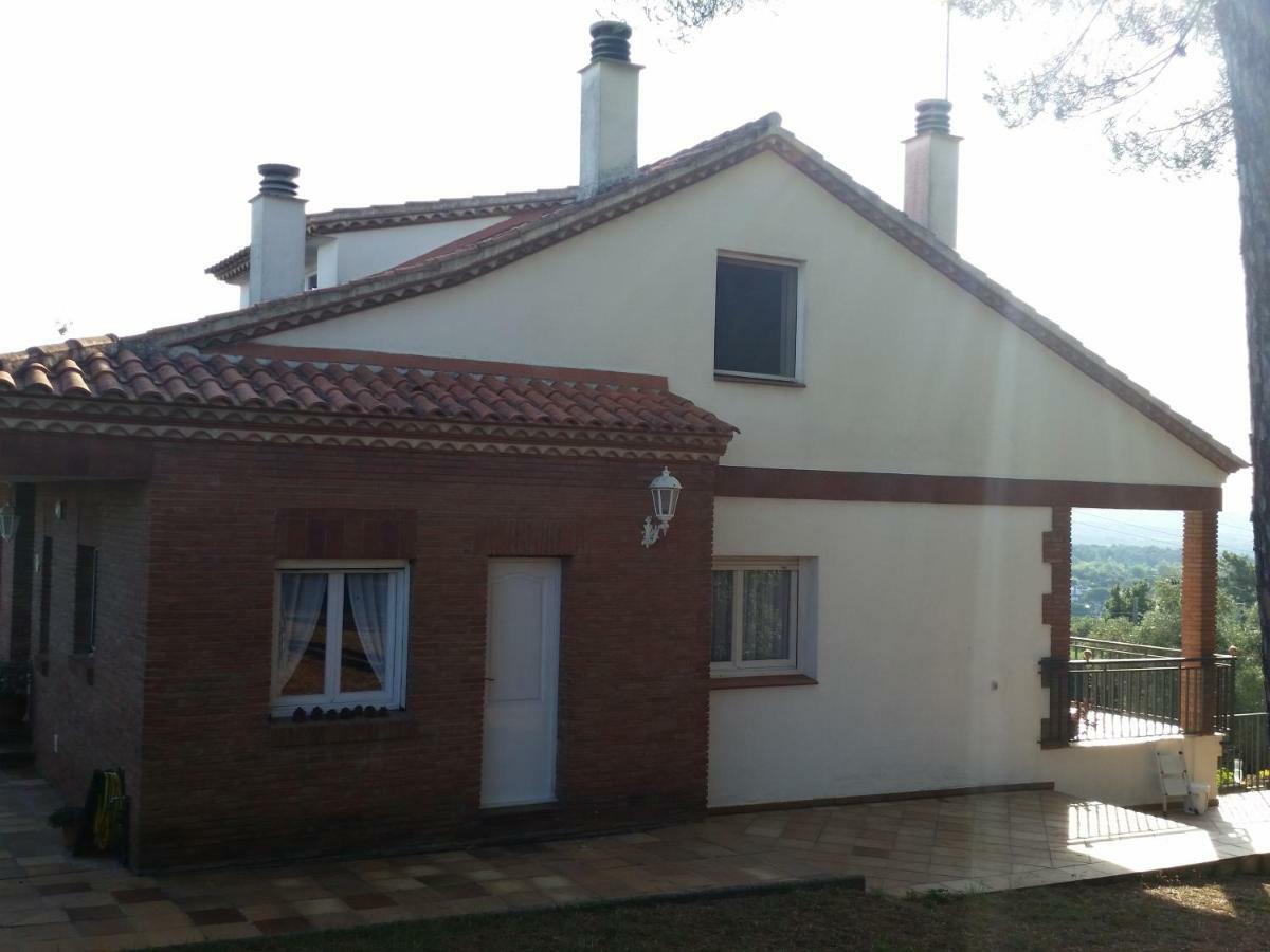 Villa Fabiola Fogas de Tordera Luaran gambar