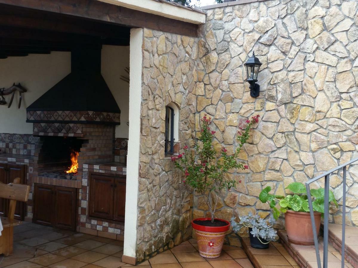 Villa Fabiola Fogas de Tordera Luaran gambar
