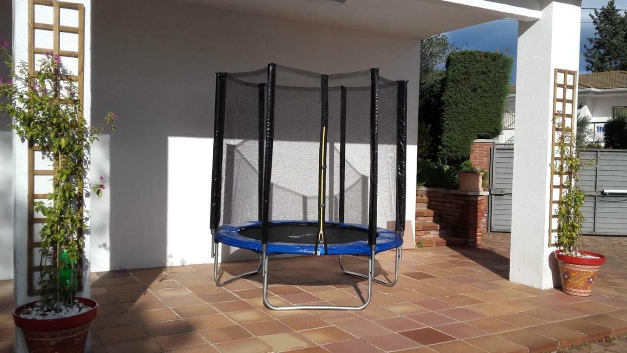 Villa Fabiola Fogas de Tordera Luaran gambar