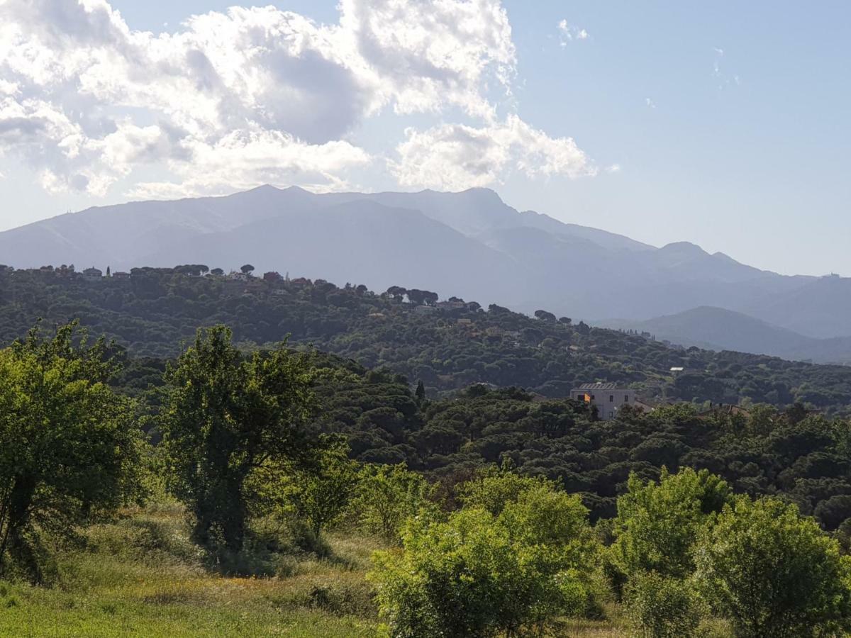 Villa Fabiola Fogas de Tordera Luaran gambar